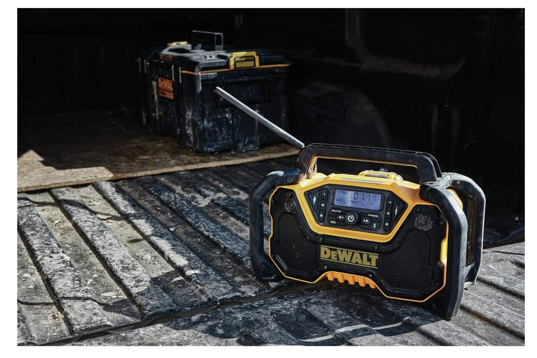 DW 12V 20V MAX Bluetooth Cordless Jobsite Radio