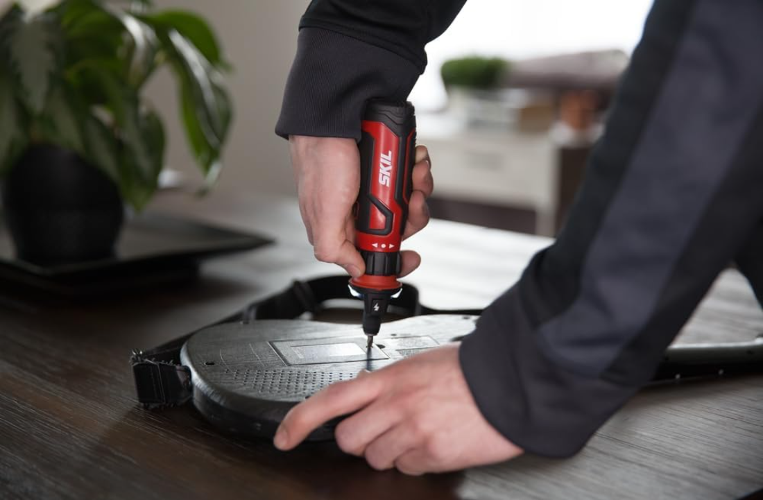 SKIL 4V Rechargeable Cordless Screwdriver