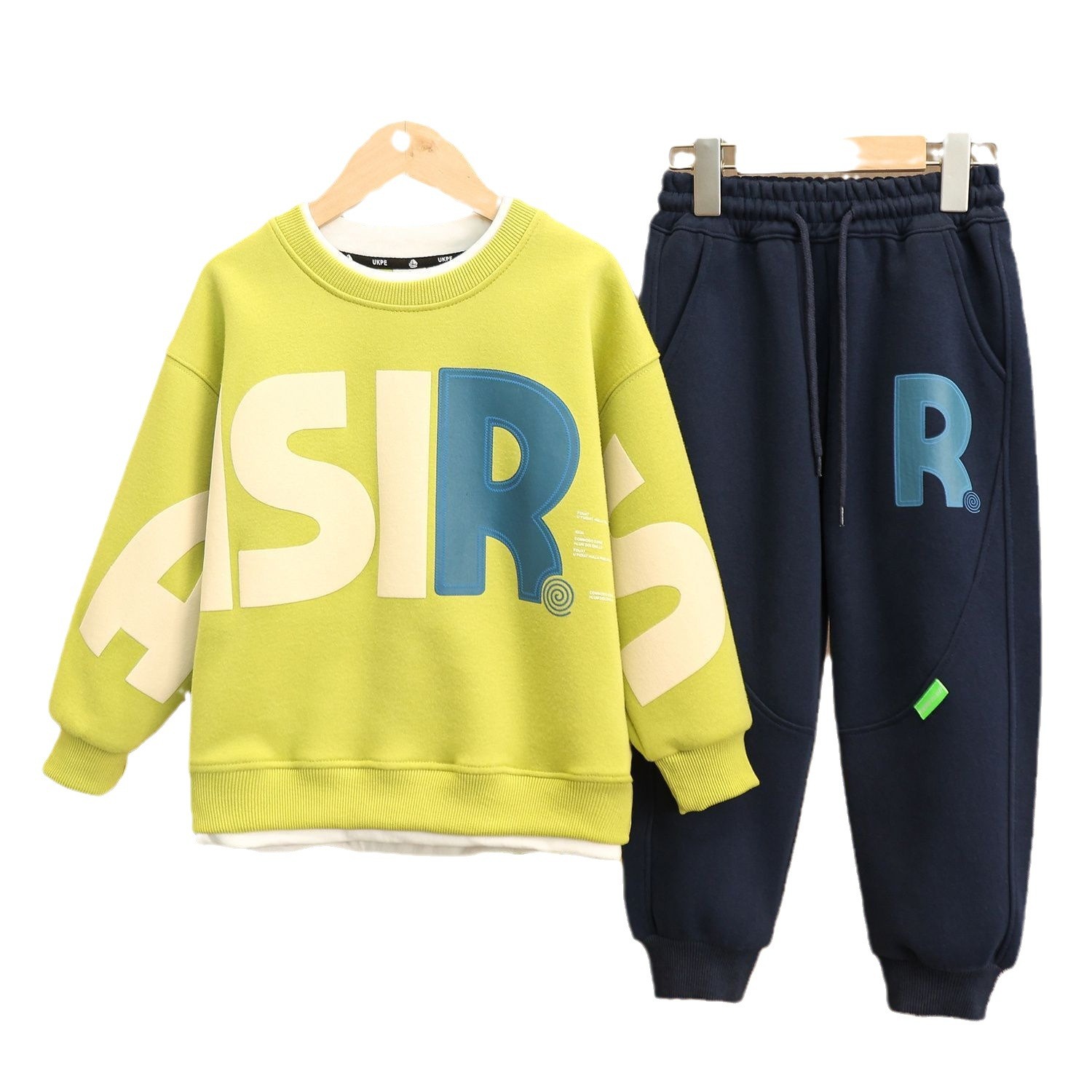 Boys' Spring Sport Set – Trendy Street-Style Sweatshirt & Joggers Outfit