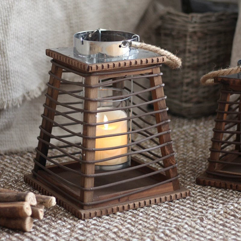 Vintage Wooden Lantern Candle Holder – Handheld Decorative Lamp for Coffee Shops, Showrooms, Bedrooms, Restaurants, and Courtyards, American Style