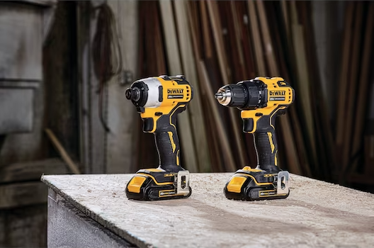 DW Atomic 20V MAX Lithium-Ion Brushless Cordless Drill Kit