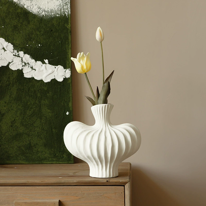 Luxurious Sculptural Ceramic Vase, Elegant Flower Arrangement Holder for Home, Living Room & Entryway Décor