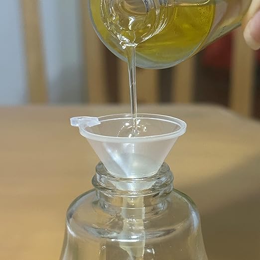 Olive Oil Sprayer for Cooking, 200ml glass Olive oil sprayer Mister, cooking oil sprayer, Oil Spray Bottle, canola oil sprayer, air fryer for Salad Making, Baking, Frying, BBQ, Grilling Kitchen Tools