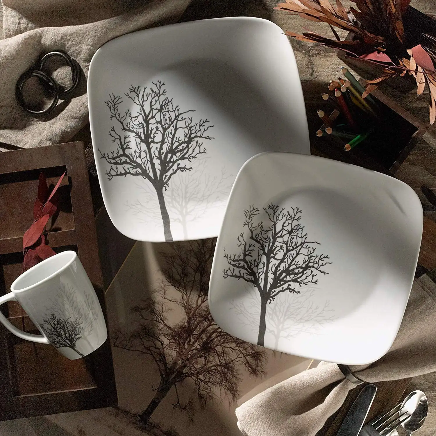 Corelle Square 16-Piece Dinnerware Set， Timber Shadows， Service for 4