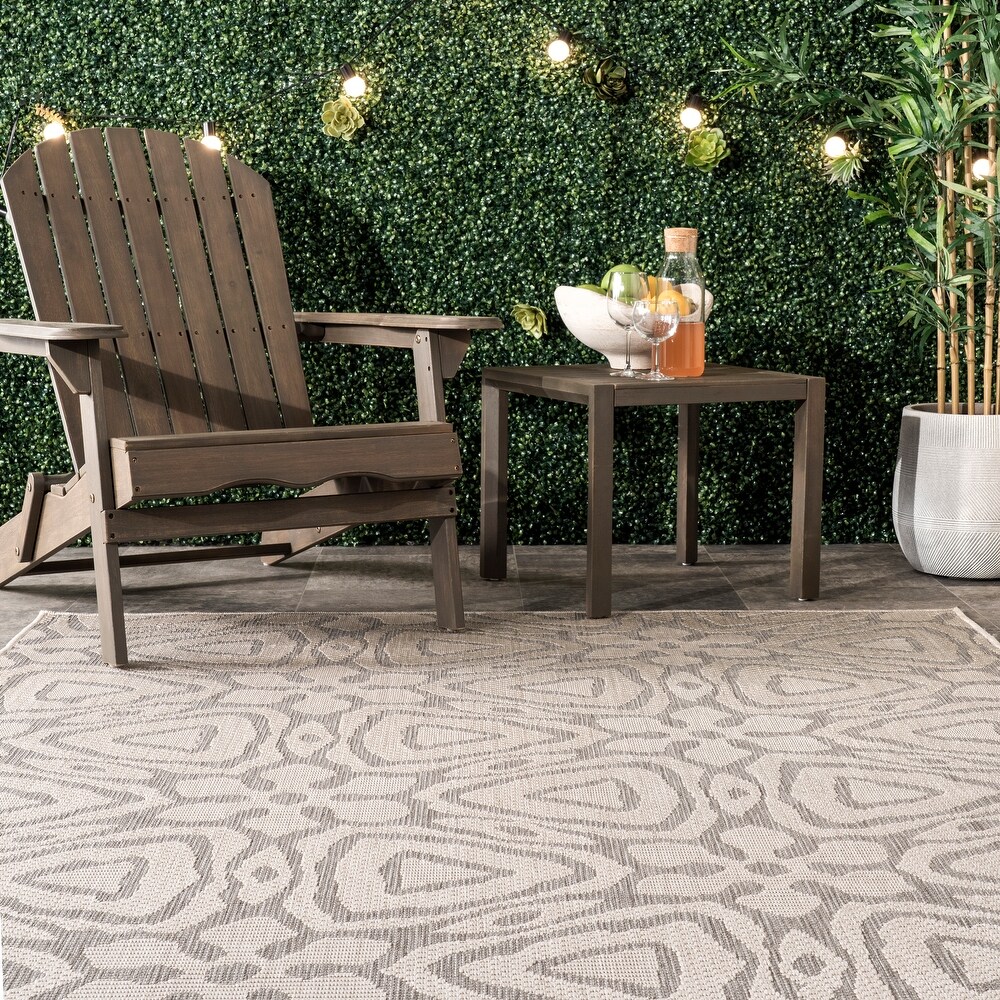 Brooklyn Rug Co Dakota Geometric Indoor/Outdoor Area Rug