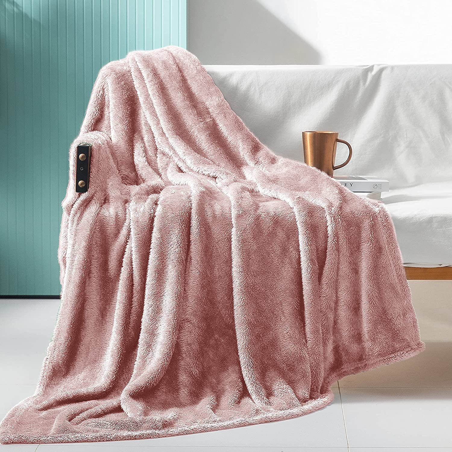 Exclusivo Mezcla Plush Fuzzy Large Fleece Throw Blanket ( 50