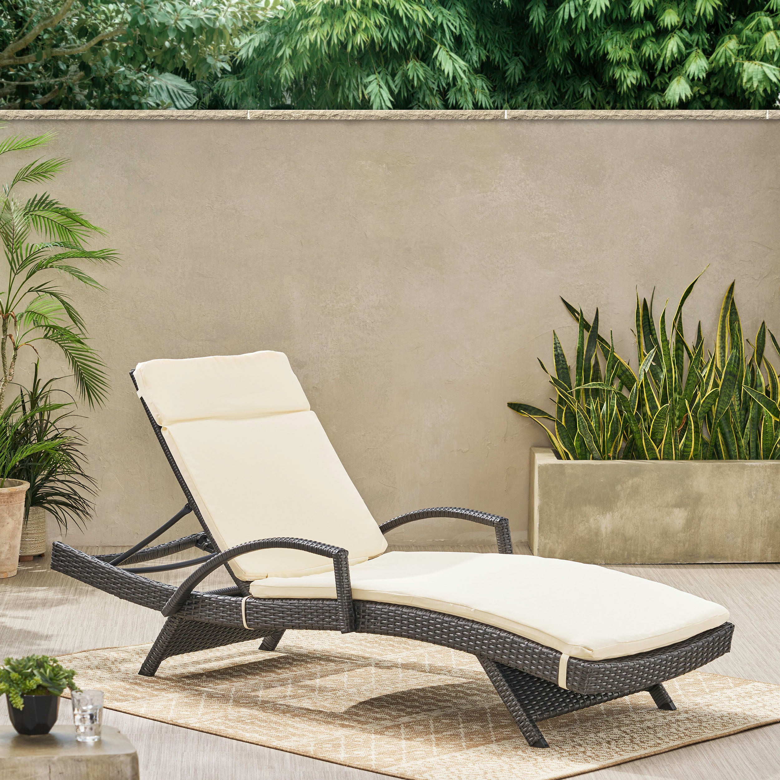 Soleil Outdoor Water Resistant Chaise Lounge Cushion