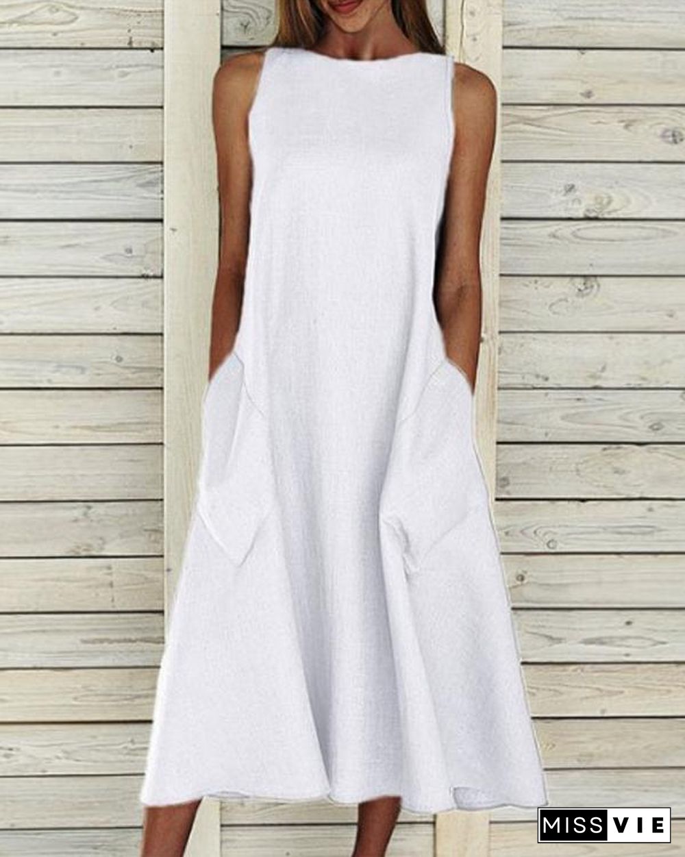 Solid Color Sleeveless Round Neck Maxi Dress