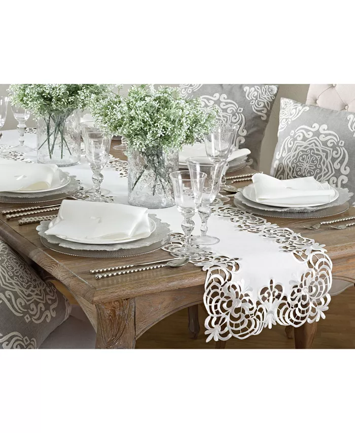 Saro Lifestyle Cutwork Design Runner