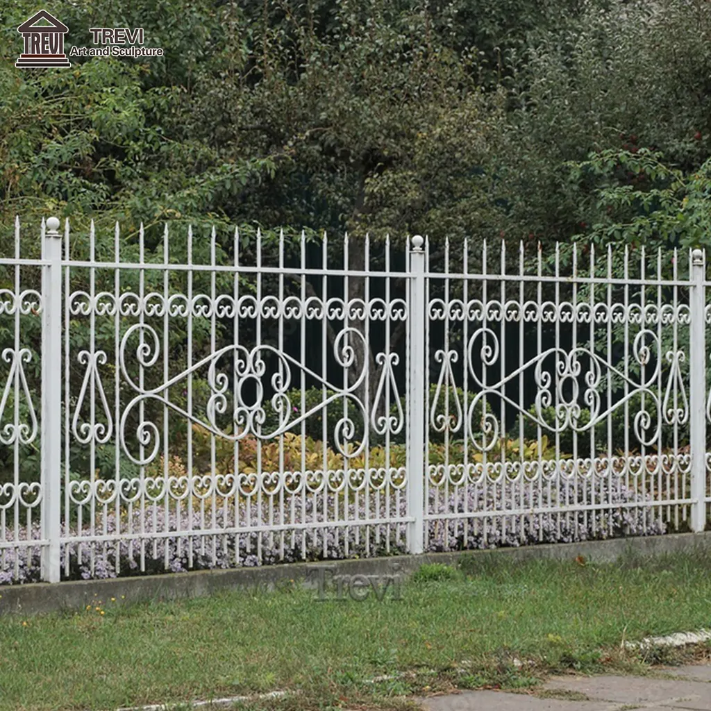 Outdoor Yard Guard Decorations Garden Ornamental Wrought Iron Fence Manufacturer