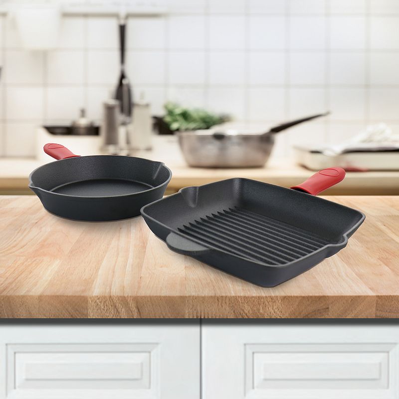 MegaChef Pro Pre-Seasoned 4 Piece Cast Iron Set with Silicone Handles