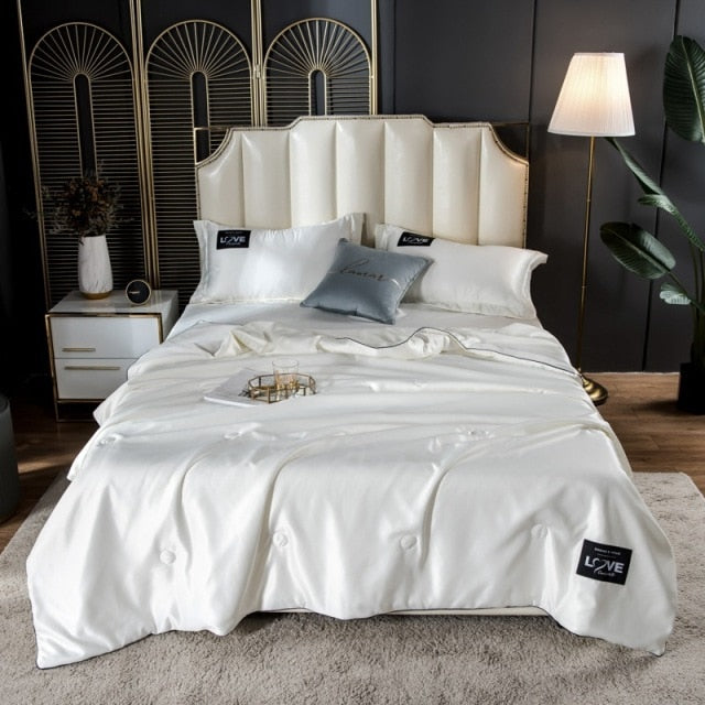 Glossy Love Bed Set