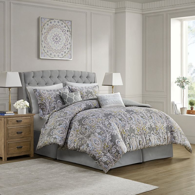 Harbor House Hallie Cotton Comforter Set with Throw Pillows