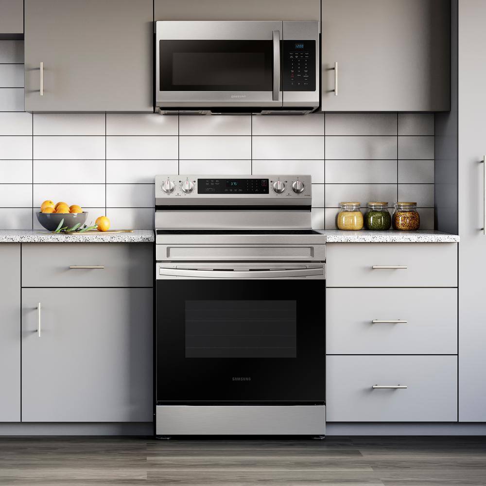  6.3 cu. ft. Smart Freestanding Electric Range with Rapid Boil and Self Clean in Stainless Steel NE63A6311SS