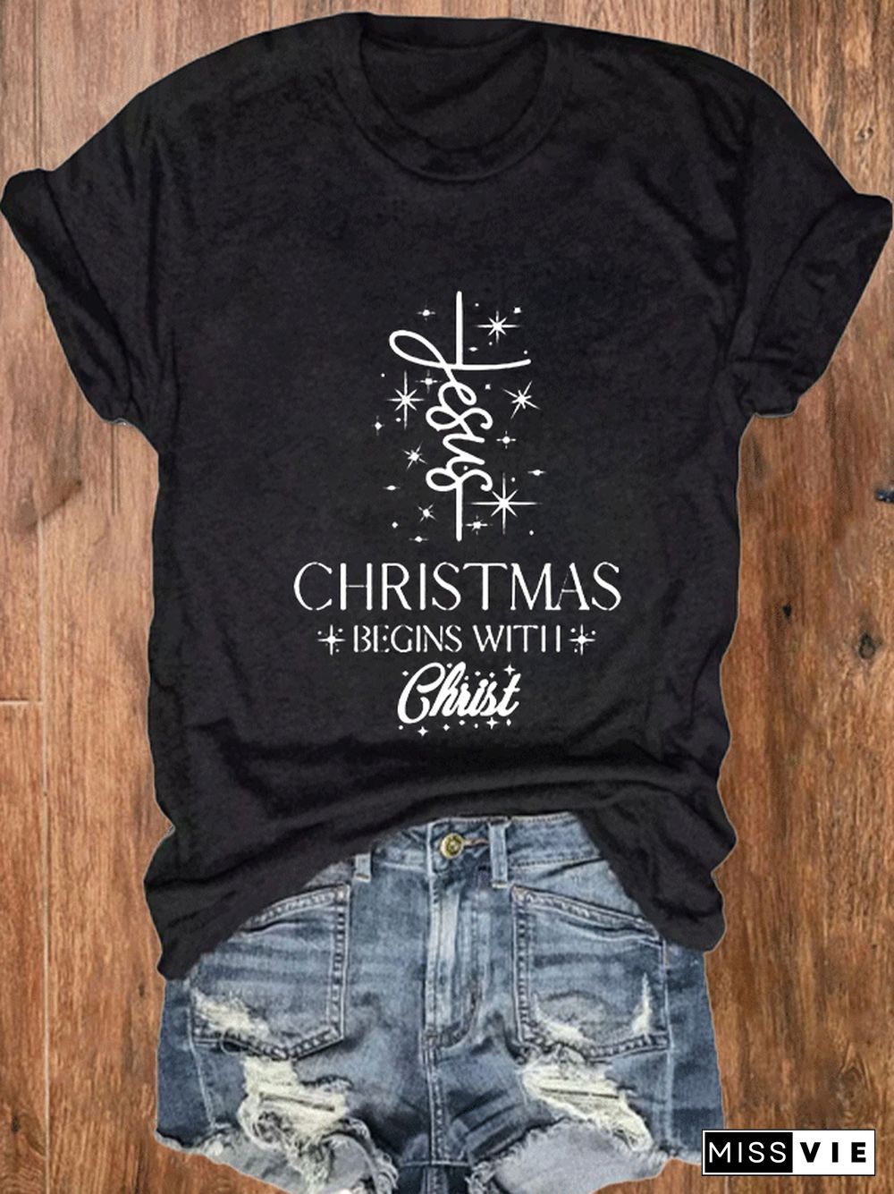 Women's Christmas Begins with Jesus Print O-Neck T-Shirt