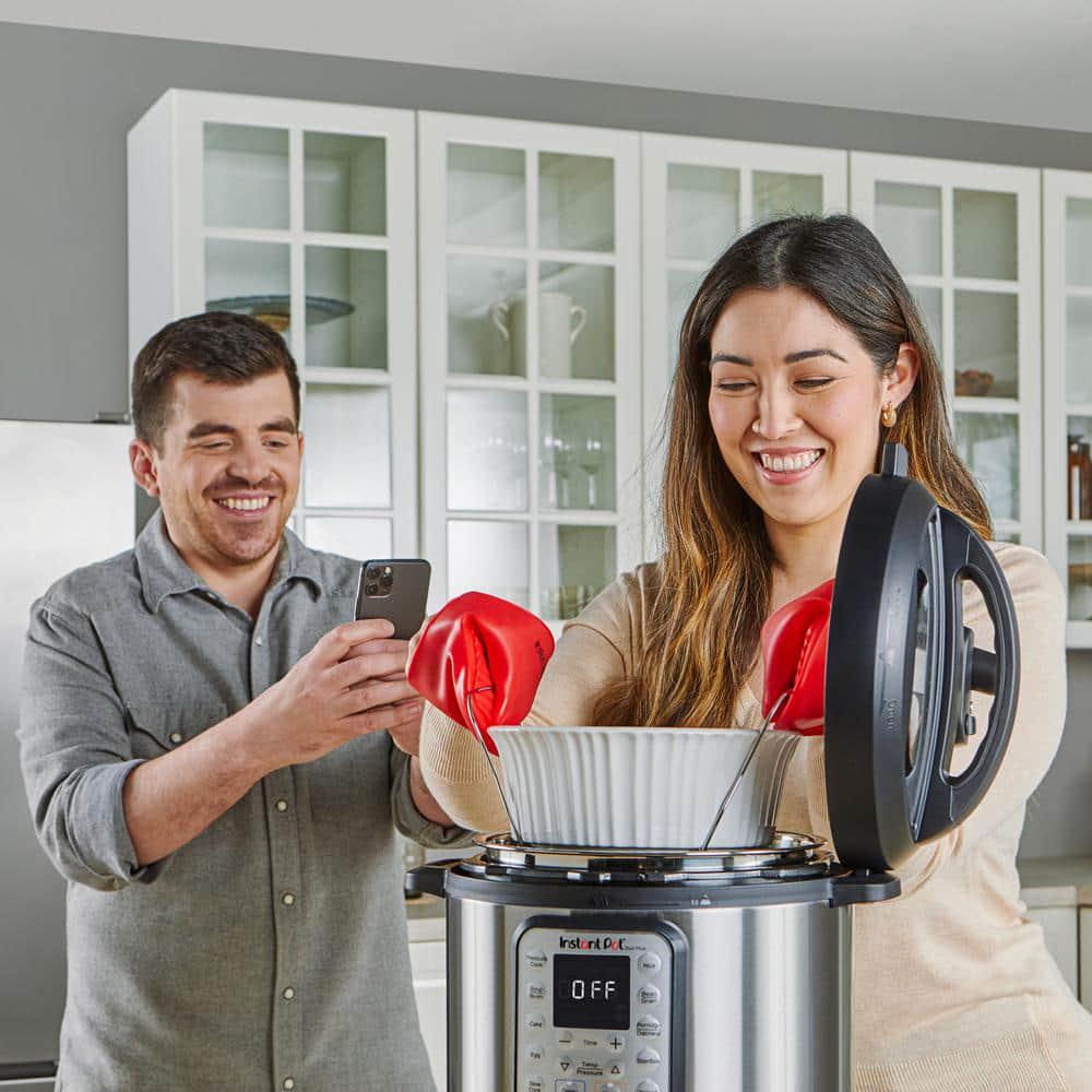 Instant Pot 8 qt Stainless Steel Duo Electric Pressure Cooker