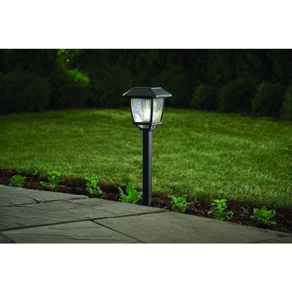 Hampton Bay Lincoln 14 Lumens Solar Black LED Path Light with Seedy Glass Lens and Vintage Bulb (4-Pack) SPP51000122PK4