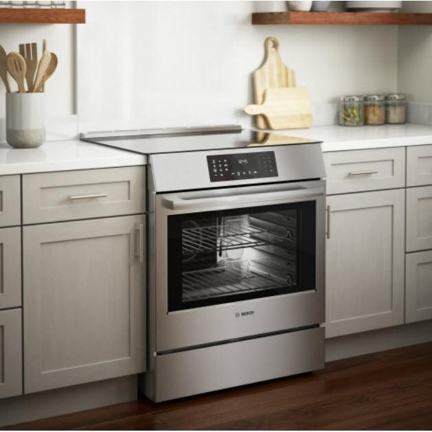 Bosch 30-inch Slide-in Induction Range with Convection Technology HII8057U