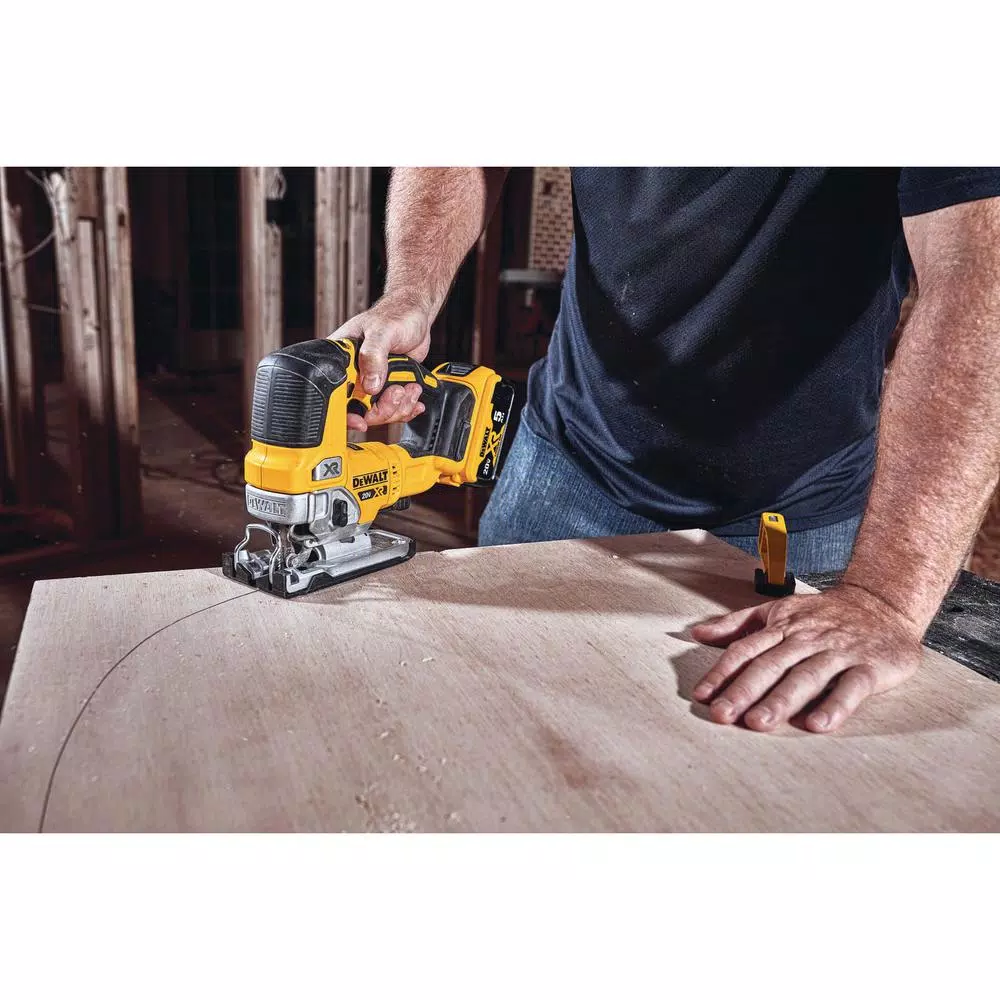 DEWALT 20-Volt MAX XR Cordless Brushless Jigsaw with Brushless Router and#8211; XDC Depot