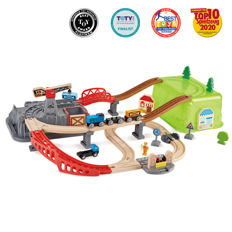 Railway Bucket Builder Set by Hape