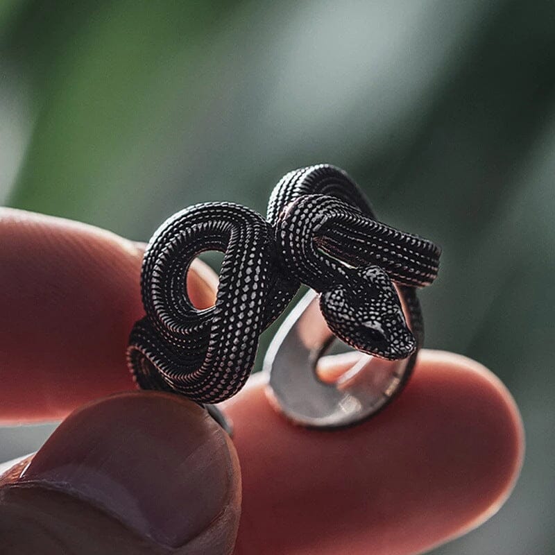 Delicate Snake Ring