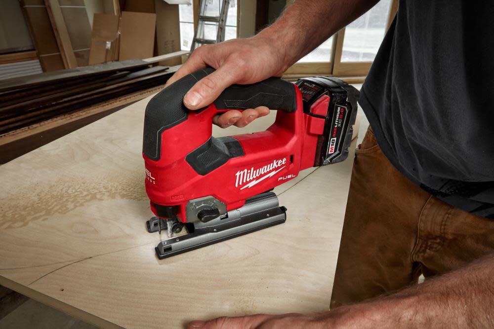 Milwaukee M18 FUEL D-handle Jig Saw Reconditioned 2737-80 from Milwaukee