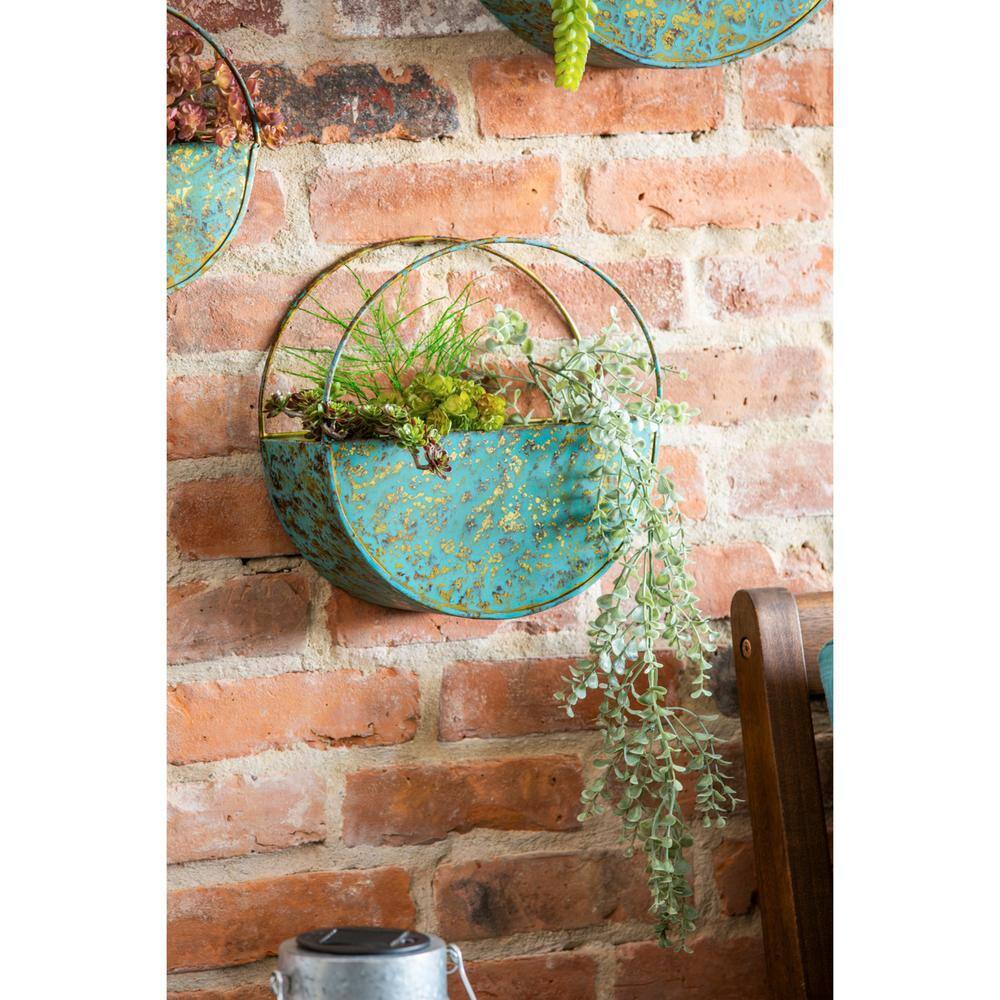 Evergreen 10 in. Verdigris Metal Wall Planter， Medium 47M2395