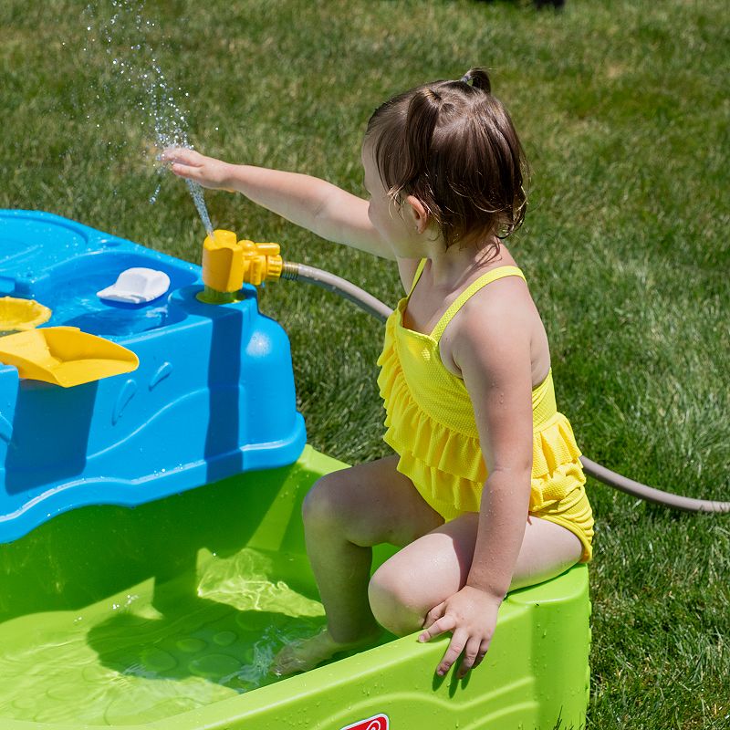 Step2 Waterpark Wonders 2-Tier Water Table