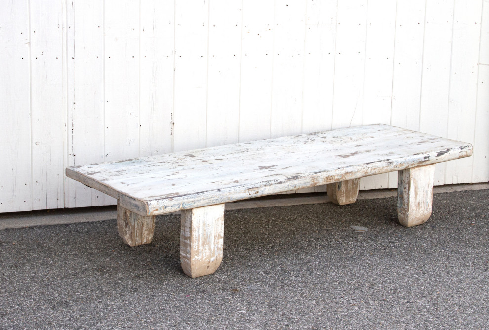 Aged White Farmhouse Style Coffee Table   Farmhouse   Coffee Tables   by De cor  Houzz