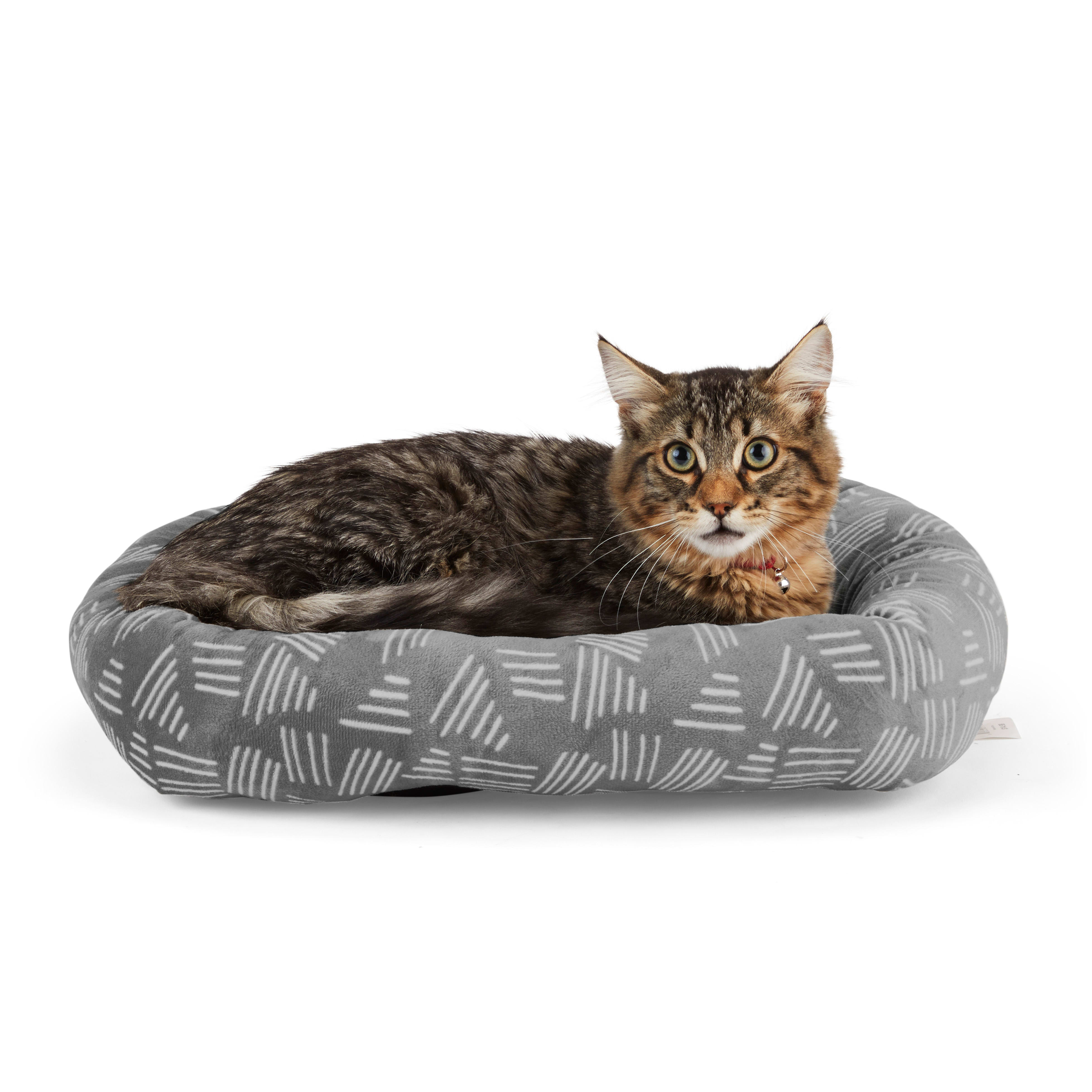 EveryYay Snooze Fest Grey Printed Rectangle Lounger Cat Bed， 19