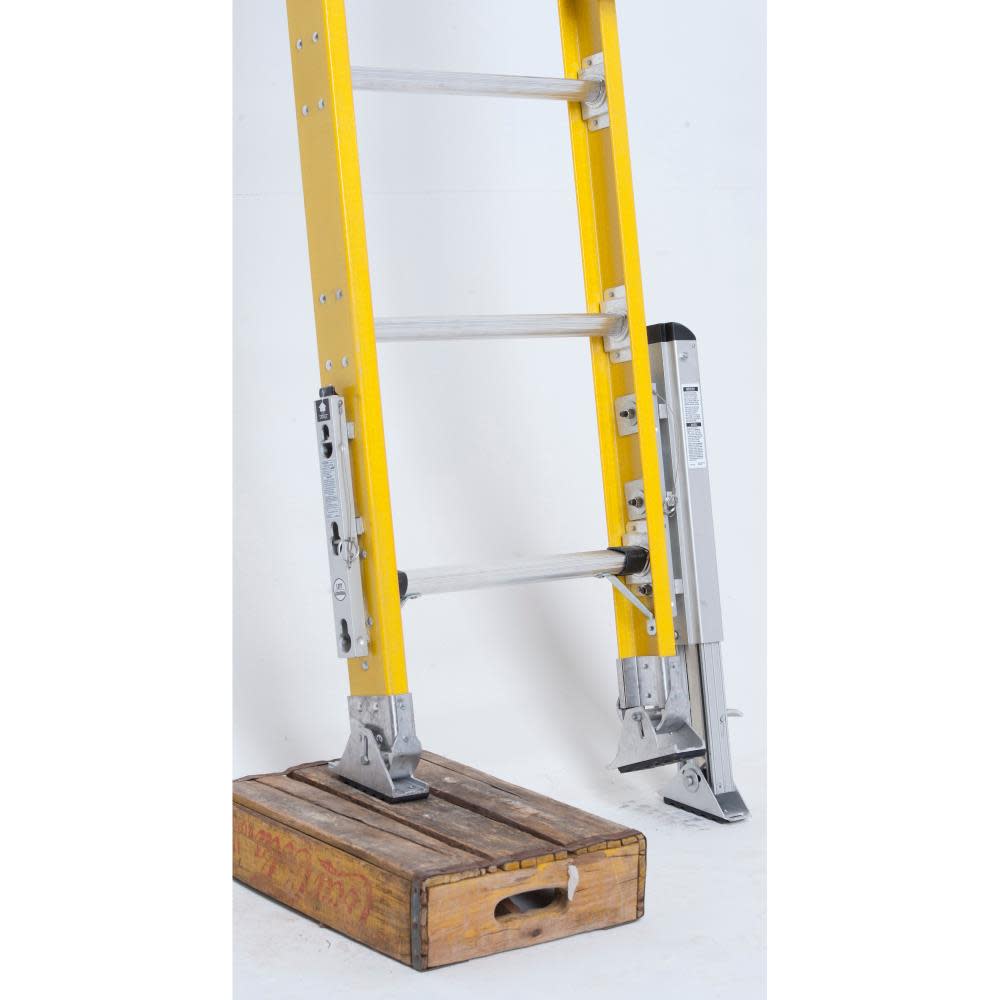 Levelok? Ladder Leveler with Base Units ;