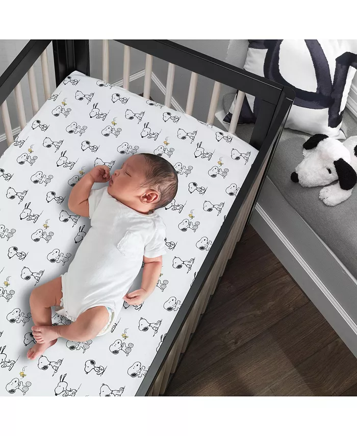 Lambs and Ivy Classic Snoopy 100% Cotton White Black Fitted Baby Crib Sheet