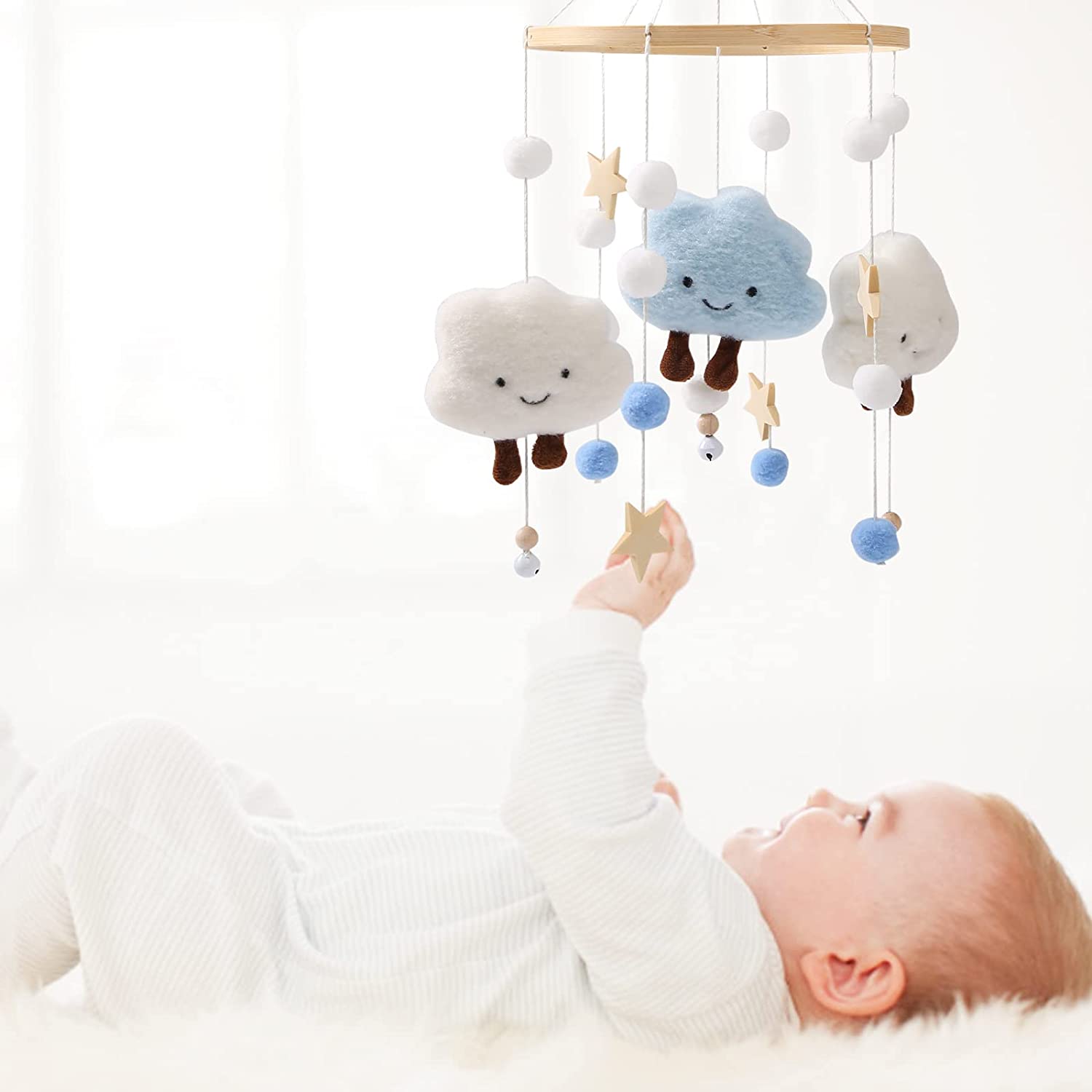 Baby Mobile for Crib， Boho Cloud Macrame Tassels with Hanging Rotating Toys Boho Nursery Decor Infant Bed Decoration for Newborn Boys and Girls， Blue