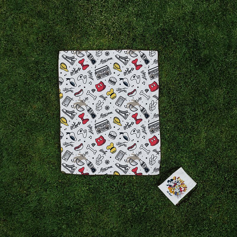 Disney's Mickey and Friends Impresa Picnic Blanket by Oniva