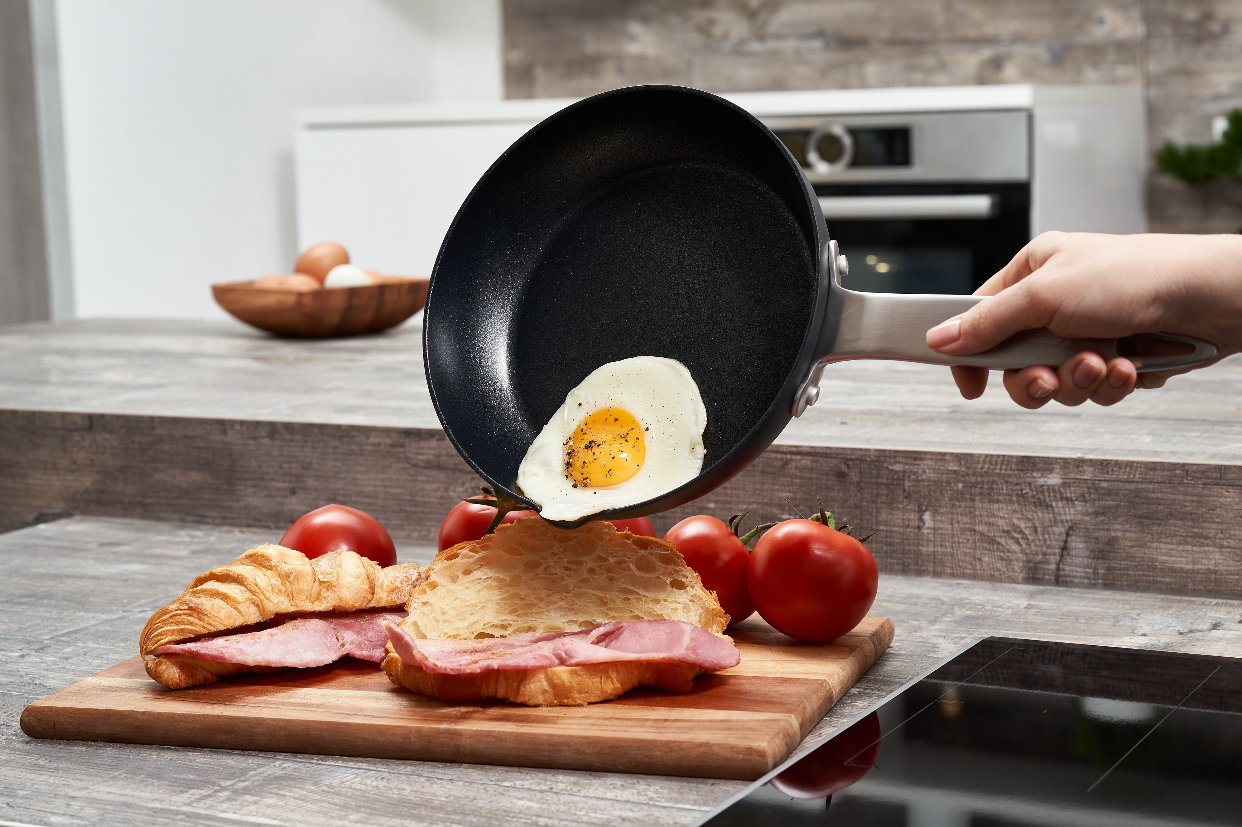 Ultimate Pro Hard Anodized Nonstick 11 inch Frying Pan with Pour Spout