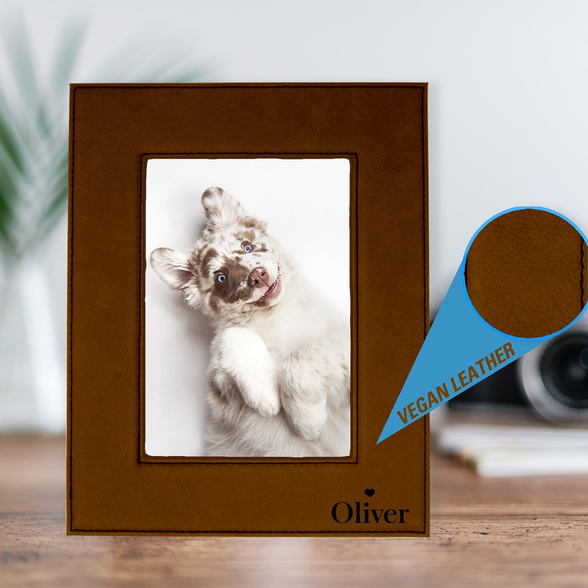 904 Custom Personalized Name with Heart Leatherette Pet Picture Frame