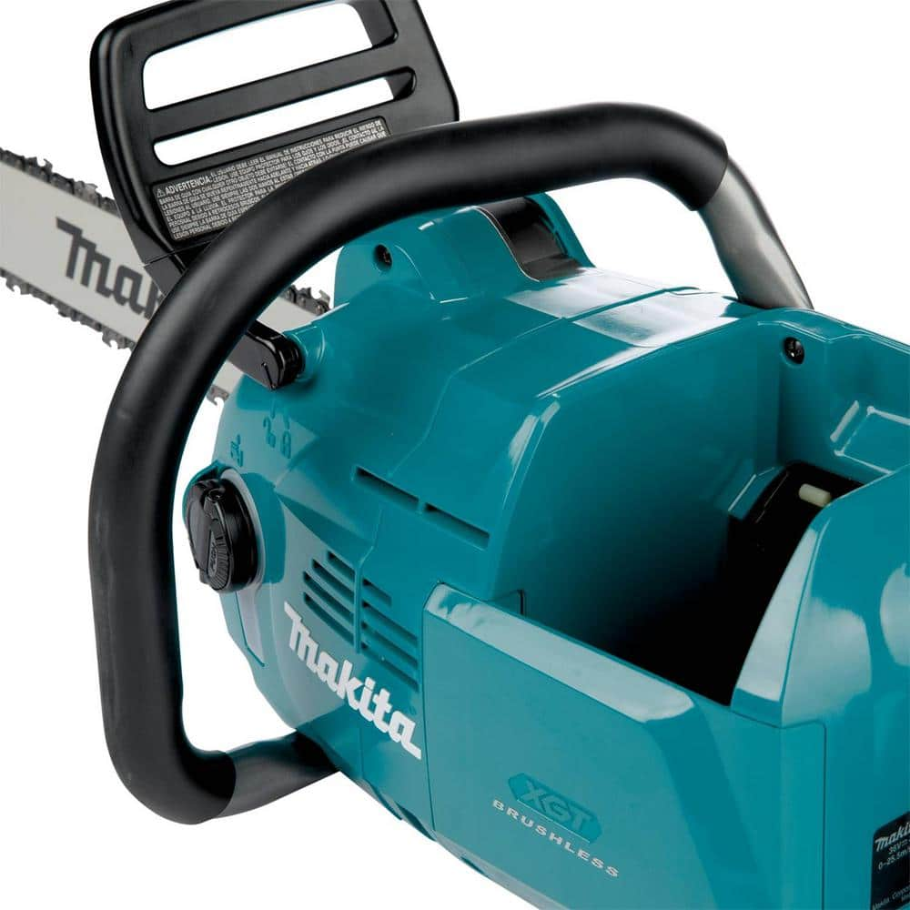 Makita 18 in 40V max XGT Brushless Electric Battery Chainsaw Kit