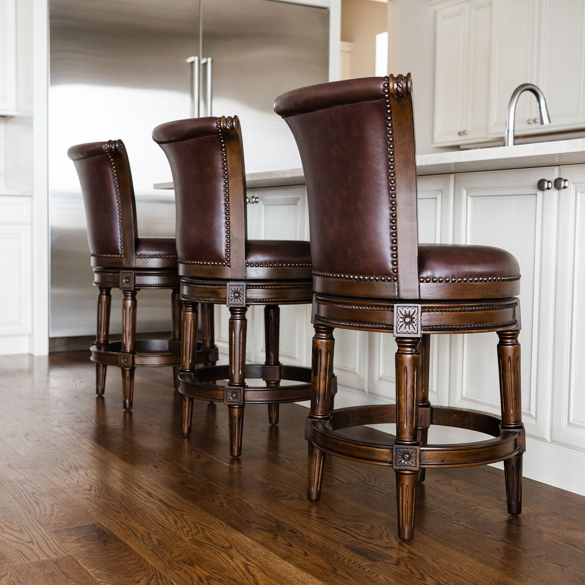 Maven Lane Pullman Swivel Kitchen Counter Stool 25H， Dark Walnut， Set of 2