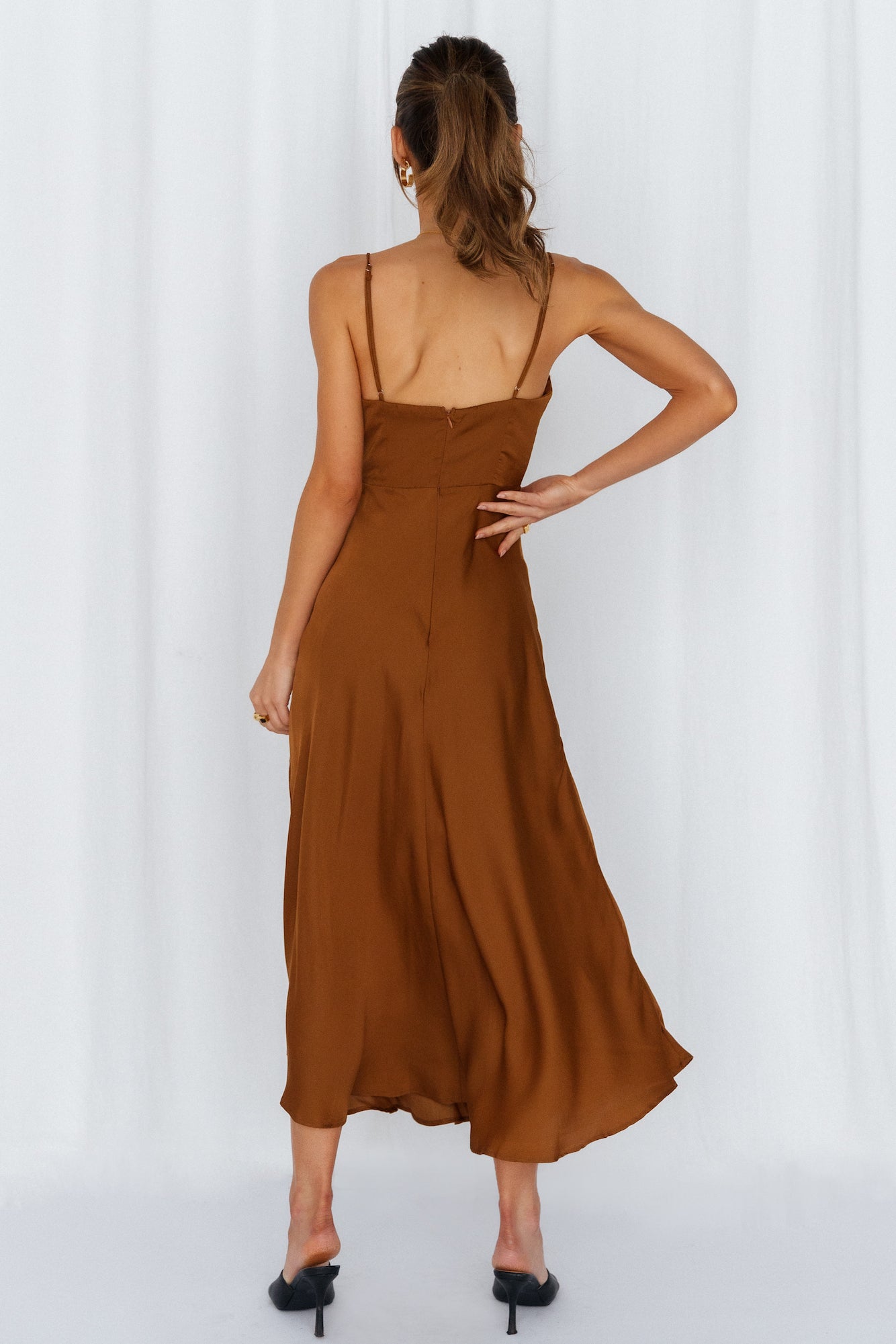 No Missing Kisses Midi Dress Chocolate