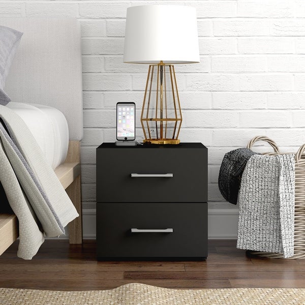 Lundy Low Profile Nightstand with USB， Black， byLiving Essentials