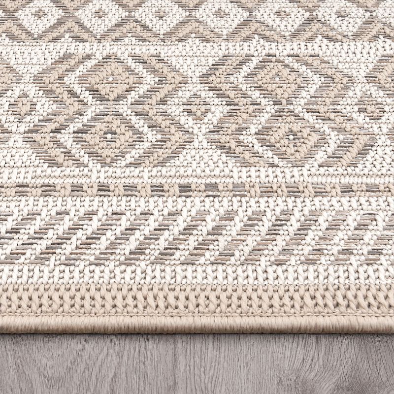 Modern Oudoor Rug for Patio Bohemian Ornaments in Cream Beige