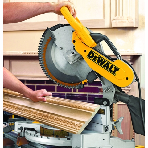 DeWALT DW716 Miter Saw， 12 in Dia Blade， 2 x 8 in 45 deg， 2 x 10 in at 90 deg Cutting Capacity， 3800 rpm Speed