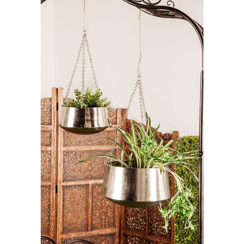 Litton Lane 7 in. x 12 in. Silver Metal Glam Planter (Set of 2) 51934