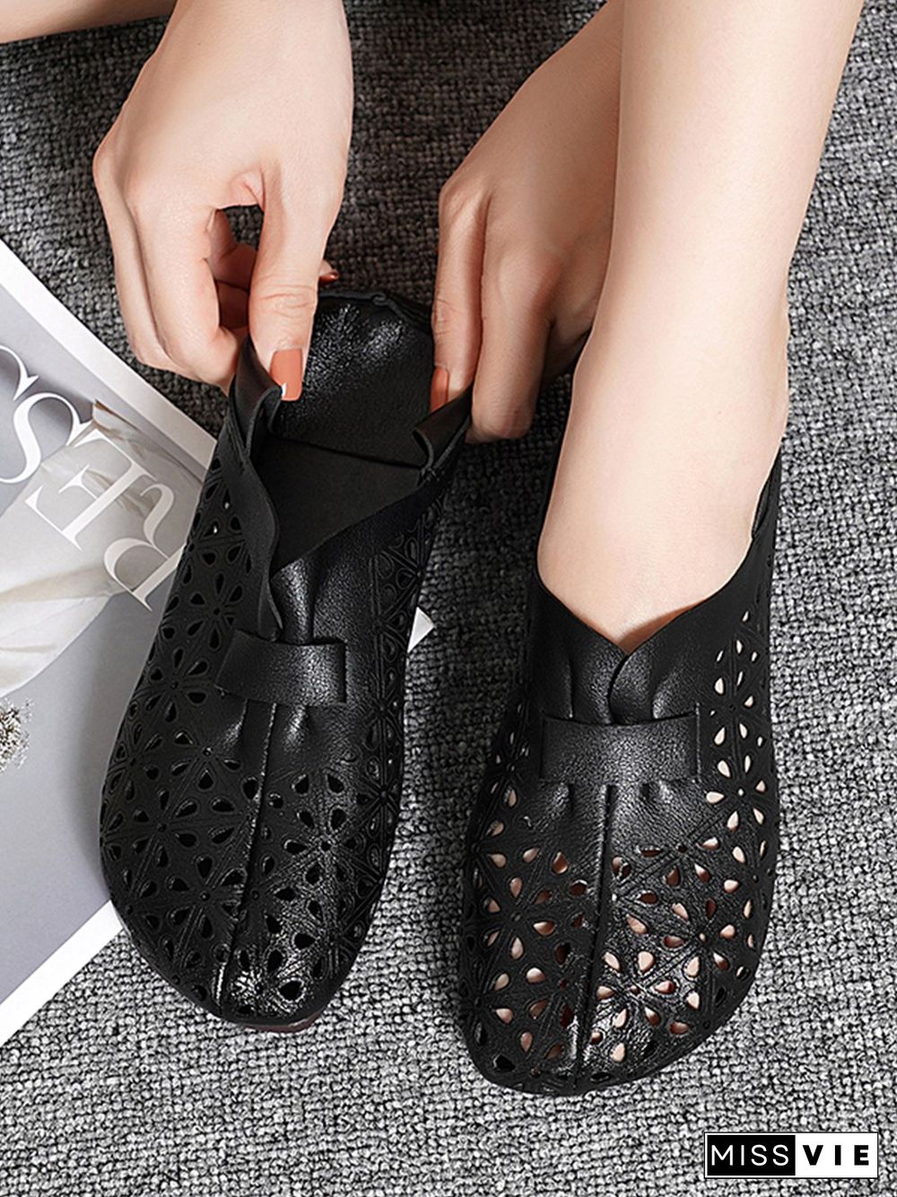 Vintage Plain All Season Breathable Daily Round Toe Pu Standard Deep Mouth Shoes Flats for Women