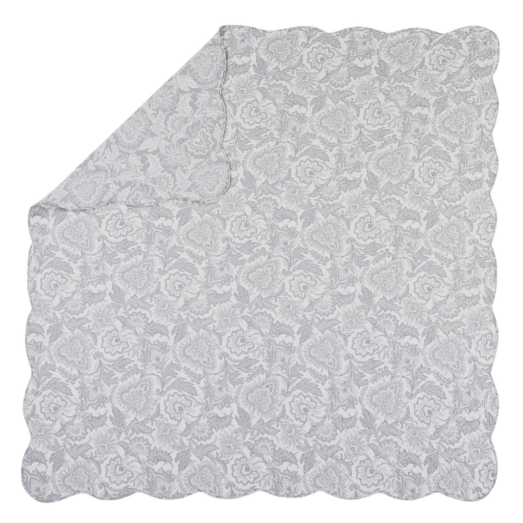 Java Lace Scallop Quilt Set, Full - Queen