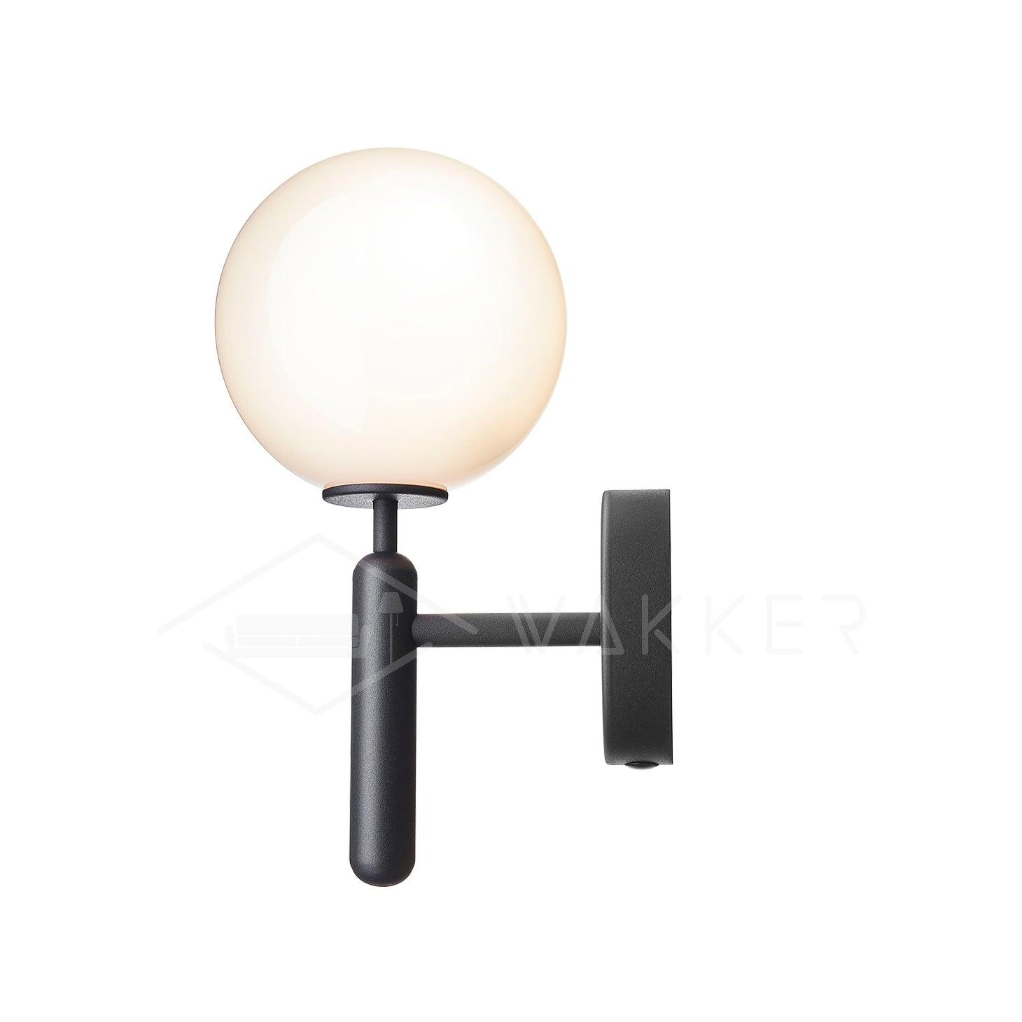 Nordica Wall Lamp