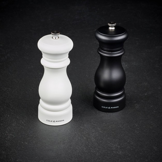 Southwold Salt And Pepper Mill Set Black white