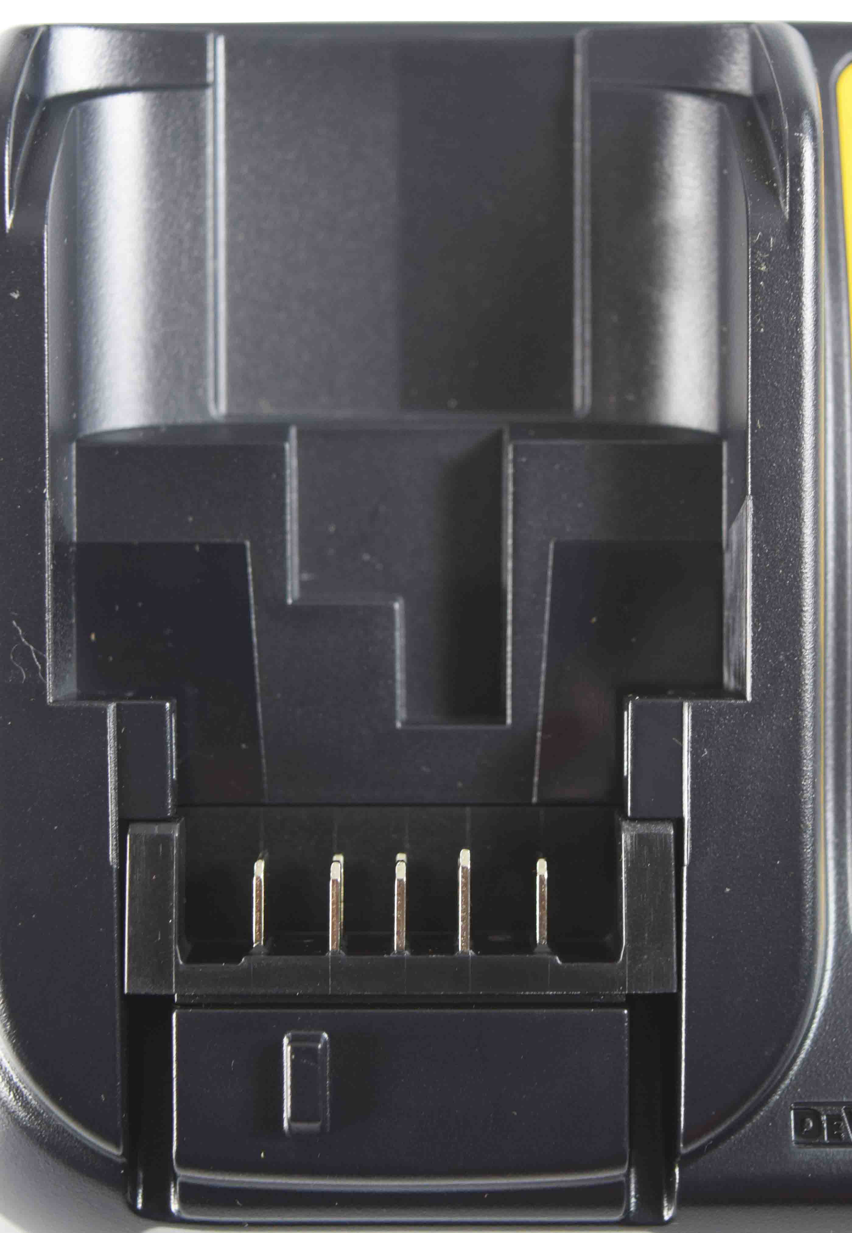 Dewalt Dcb107 Lithium Ion Battery Charger 12v / 20v - 6 Pack