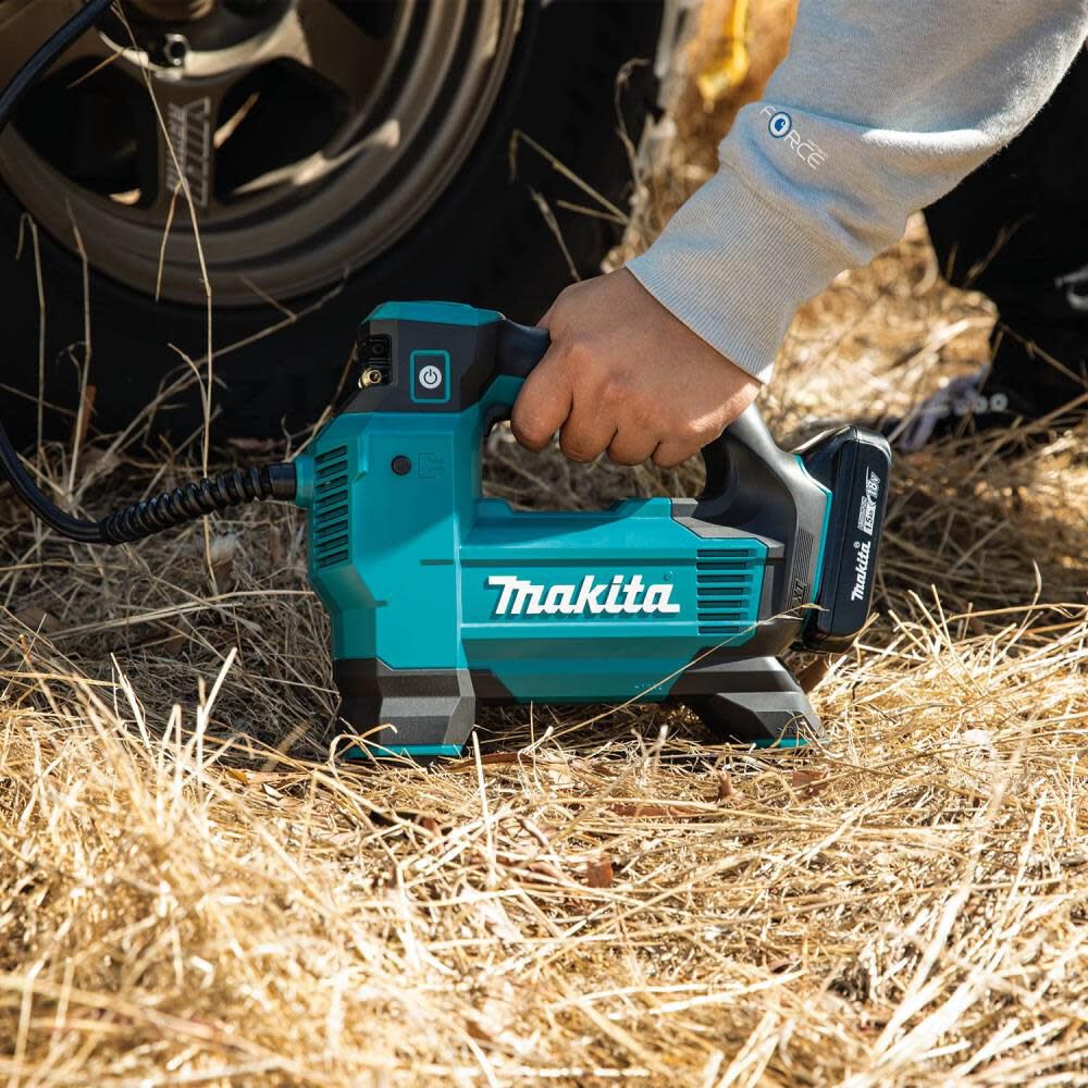 Makita 18V LXT High-Pressure Inflator Kit DMP181SYX from Makita