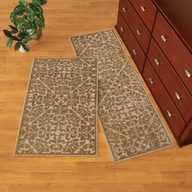 Collections Etc Myla Scrolling Geometric Design Accent Rug